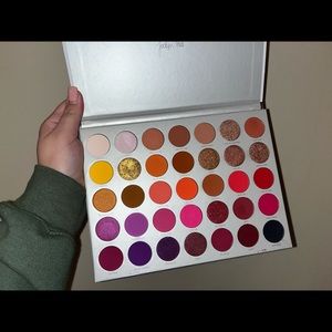 Jaclyn Hill volume 2 palette
